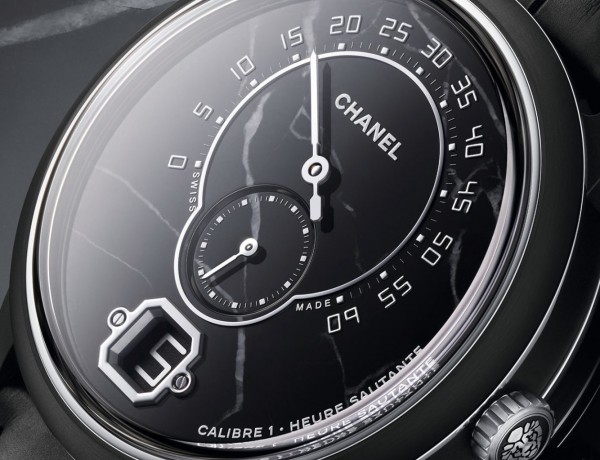 chanel-Monsieur-Marble-Edition-watch-bezel-close-up