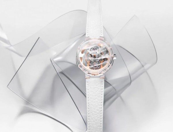 Louis-Vuitton-Tambour-Moon-Poincon-de-Geneve-Sapphire-Frank-Gehry