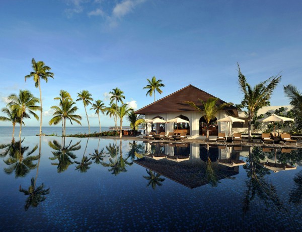 Swimming-pool-The-Residence-Zanzibar