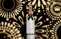 Effervescence Events: Moët & Chandon illuminates the Holidays with Sparkling Champagne and Lights